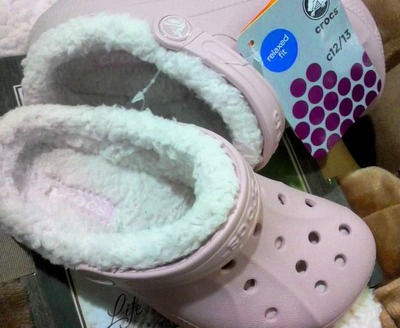 CROCS クロックス FEAT LINED キッズサンダル