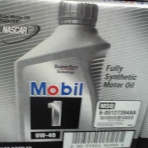 モービル1 100%化学合成エンジンオイル