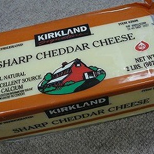 カークランド シャープホワイトチェダーチーズ