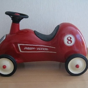 ラジオフライヤー (RADIO FLYER) リトル レッド ロードスター