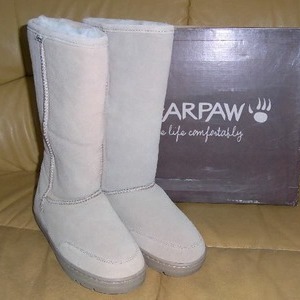 BEARPAW シープスキンブーツ