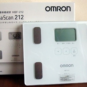 OMRON(オムロン) 体重体組成計 カラダスキャン212