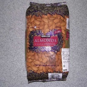 カークランド ALMONDS(生アーモンド)