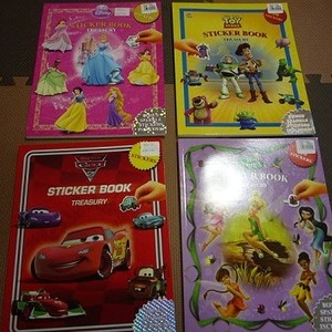 DISNEY ディズニー STICKER BOOK TREASURY (シールブック)