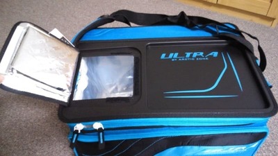 miiiさん[3]が投稿した50CAN ICE COLD BAG ULTRA by ARCTIC ZONEの写真