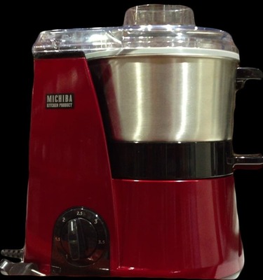 (名無し)さん[2]が投稿した山本電気 MICHIBA KITCHEN PRODUCT マスターカット Glossy Red MB-MM22R (フードプロセッサー)の写真