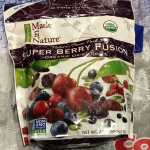 Made in Nature スーパーベリーフージョン オーガニック ドライフルーツ