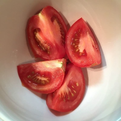 (名無し)さん[3]が投稿した房付きトマトの写真