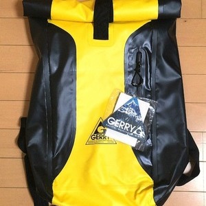 GERRY 防水ロールトップリュック 30L GE-8003