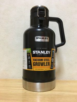 (名無し)さん[1]が投稿したSTANLEY(スタンレー)  ステンレス製携帯用魔法瓶 VACUUM STEEL GROELERの写真