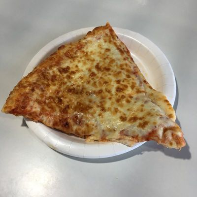 (名無し)さん[11]が投稿したコストコ クワトロフォルマッジピザの写真