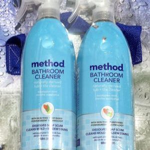 method(メソッド) バスルームクリーナー ユーカリミント (風呂用洗剤)