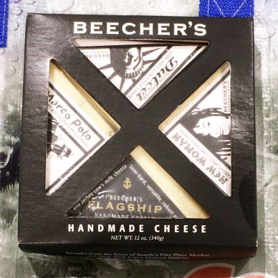 (名無し)さん[2]が投稿したBEECHERS ブッチャーズ 4種のチーズの詰め合わせの写真