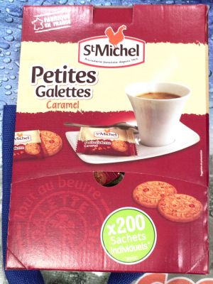 (名無し)さん[5]が投稿した St Michel サンミッシェル グランドガレットシーソルト/プチガレットチョコチップ/プチガレットキャラメルの写真