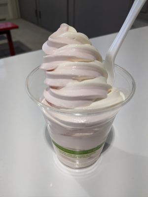 (名無し)さん[13]が投稿したコストコ ルビーチョコソフトクリームの写真