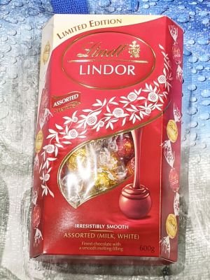 リンツ リンドール トリュフチョコレート ミルク＆ホワイト