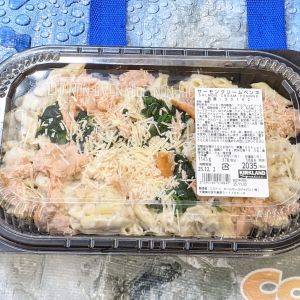 カークランド サーモンクリームペンネ